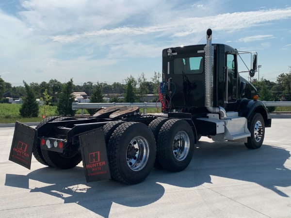 Used 2015 Kenworth T-800 Tandem-Axle Day Cab - CUMMINS ISX 450 - AUTOMATIC! for sale Sold at Chicago Motor Cars in West Chicago IL 60185 6