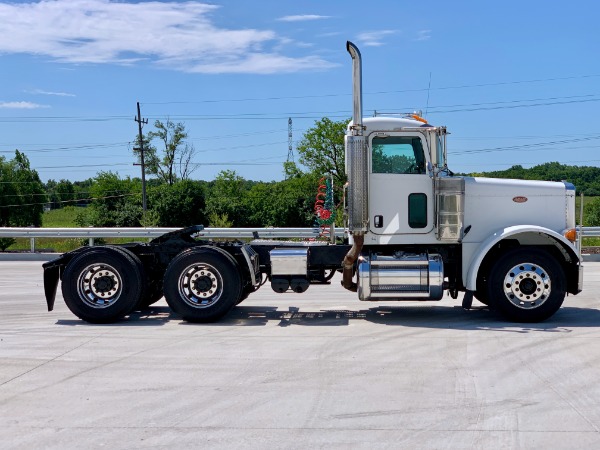 Used 2007 Peterbilt 379 Tandem Axle Day Cab - Cummins ISX - 10 Speed for sale Sold at Chicago Motor Cars in West Chicago IL 60185 4