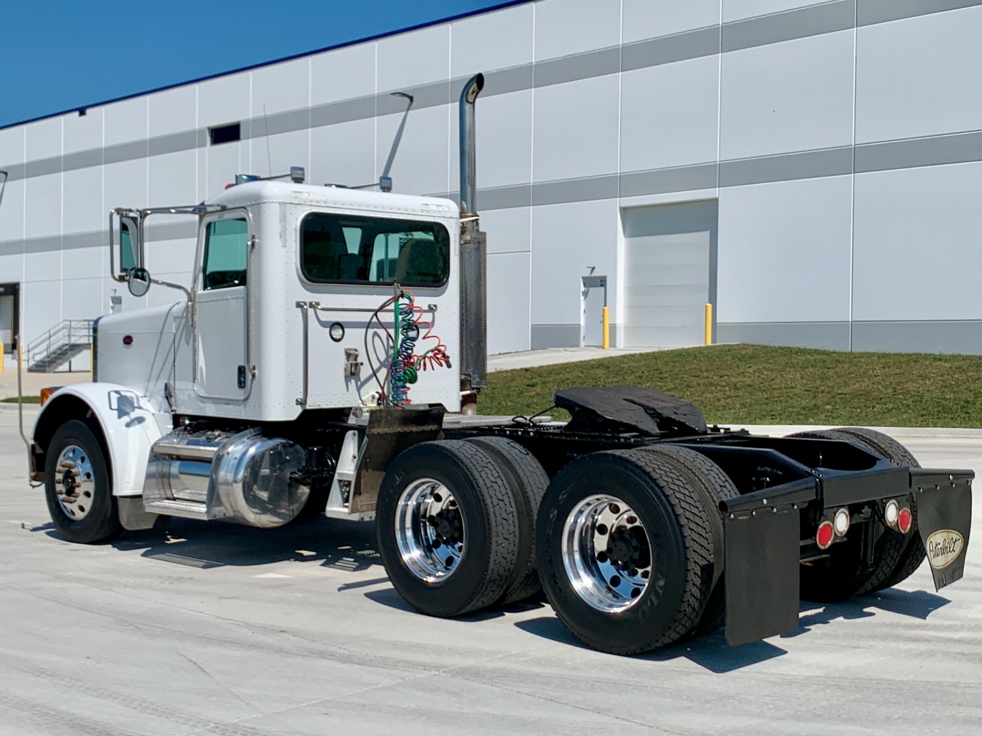 Used-2007-Peterbilt-379-Tandem-Axle-Day-Cab---Cummins-ISX---10-Speed