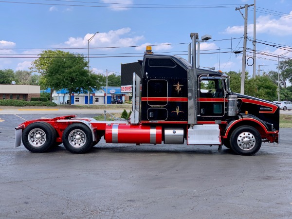 Used 2014 Kenworth T800 Sleeper - Cummins ISX 15 - 10 Speed for sale Sold at Chicago Motor Cars in West Chicago IL 60185 2