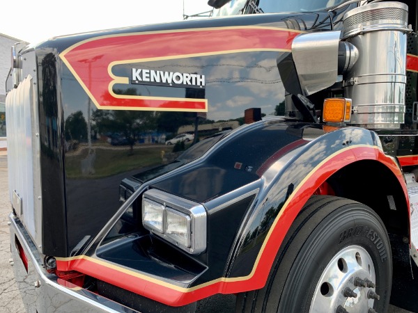 Used-2014-Kenworth-T800-Sleeper---Cummins-ISX-15---10-Speed