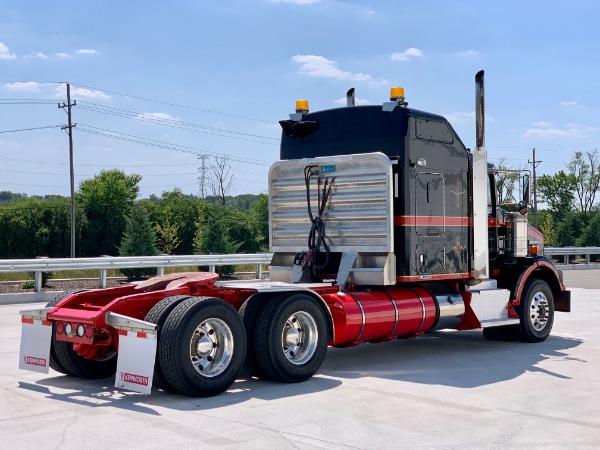 Used 2013 Kenworth T800 Sleeper Cab - Cummins ISX - 10 Speed for sale Sold at Chicago Motor Cars in West Chicago IL 60185 5