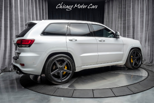 Used 2018 Jeep Grand Cherokee Trackhawk SUV 707 HP! HARMAN KARDON AUDIO! DUAL-PANE SUNROOF! for sale Sold at Chicago Motor Cars in West Chicago IL 60185 5