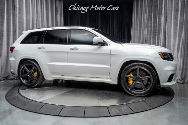 Used 2018 Jeep Grand Cherokee Trackhawk SUV 707 HP! HARMAN KARDON AUDIO! DUAL-PANE SUNROOF! for sale Sold at Chicago Motor Cars in West Chicago IL 60185 6