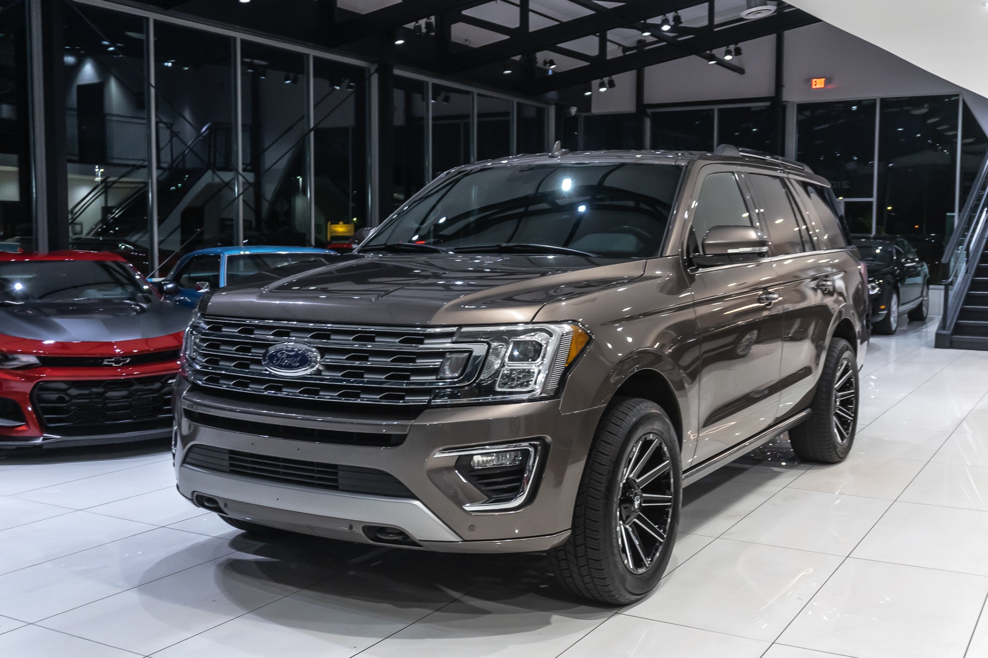 Used-2018-Ford-Expedition-Limited-20-Black-Fuel-Wheels-Connectivity-Pkg