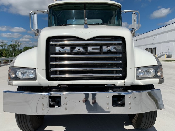 Used-2016-MACK-GU-713-Day-Cab---Mack-MP7-405-HP---10-Speed-Manual