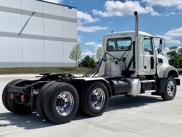 Used 2016 MACK GU 713 Day Cab - Mack MP7 405 HP - 10 Speed Manual for sale Sold at Chicago Motor Cars in West Chicago IL 60185 5