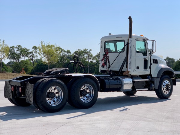 Used-2015-MACK-GU-713-Day-Cab