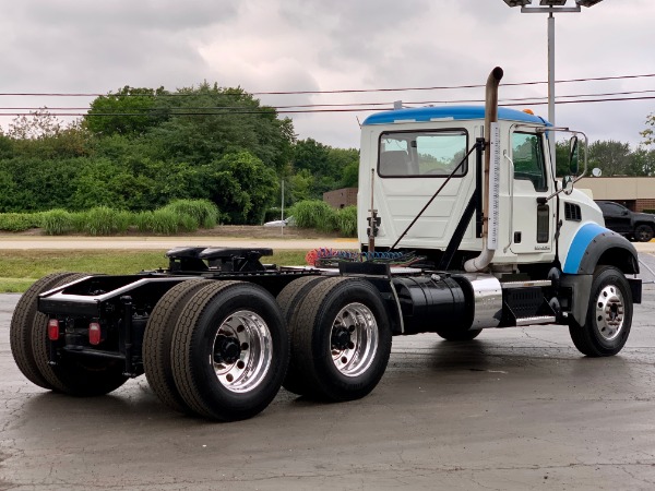 Used 2015 MACK GU 713 Day Cab - Mack MP7 405 HP - 10 Speed Manual for sale Sold at Chicago Motor Cars in West Chicago IL 60185 5