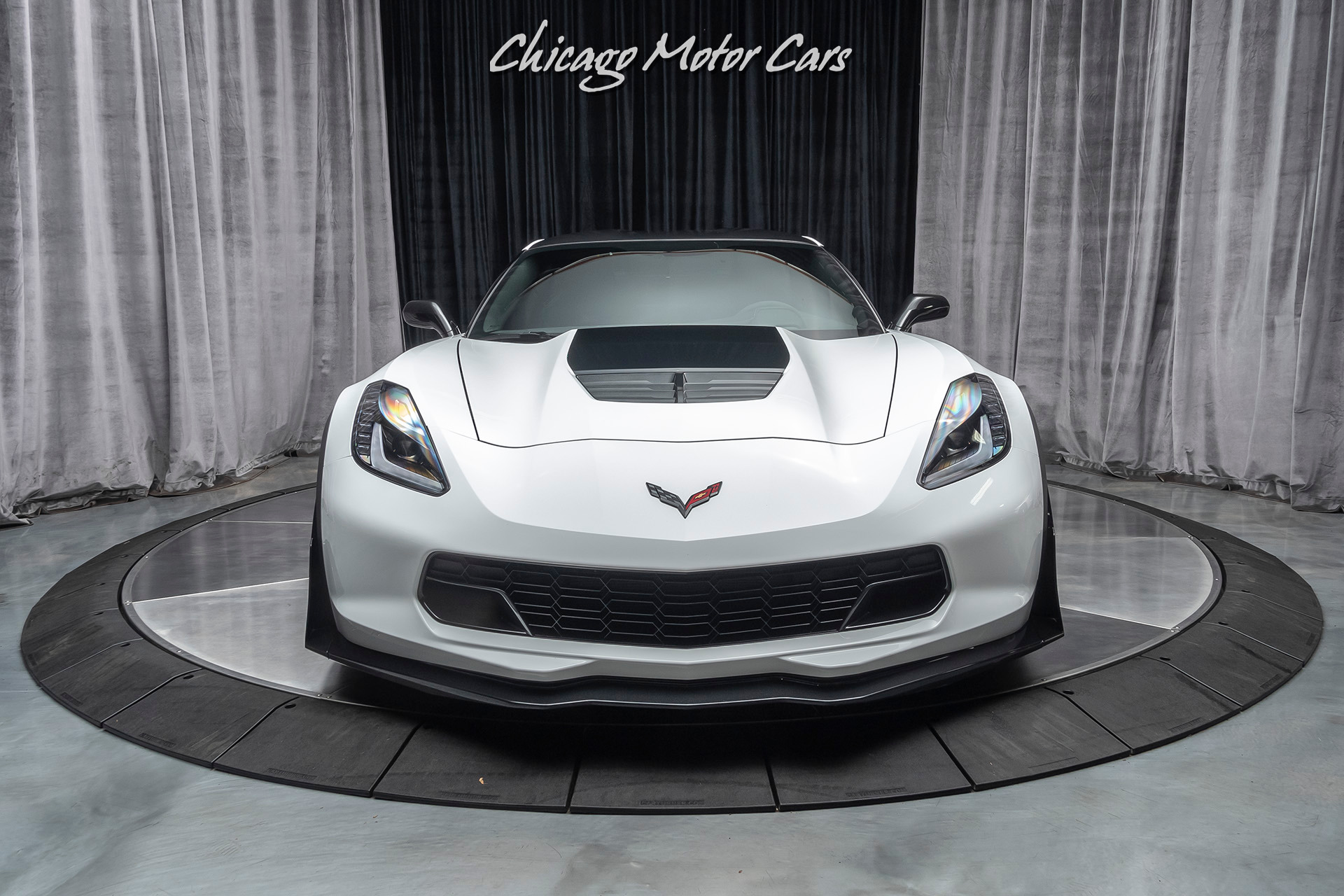 Used-2015-Chevrolet-Corvette-Z06-1LZ-Coupe---TASTEFULLY-MODIFIED-628WHP-Z07-PERFORMANCE-PKG