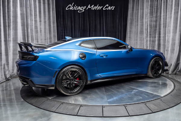 Used 2018 Chevrolet Camaro ZL1 1LE Coupe MSRP $74K+ EXTREME TRACK PACK! CARBON FIBER! 6-SPEED! for sale Sold at Chicago Motor Cars in West Chicago IL 60185 5