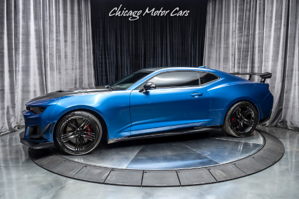 Used 2018 Chevrolet Camaro ZL1 1LE Coupe MSRP $74K+ EXTREME TRACK PACK! CARBON FIBER! 6-SPEED! for sale Sold at Chicago Motor Cars in West Chicago IL 60185 1