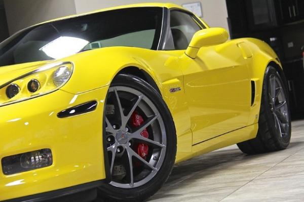 New-2006-Chevrolet-Corvette-Z06-w2LZ