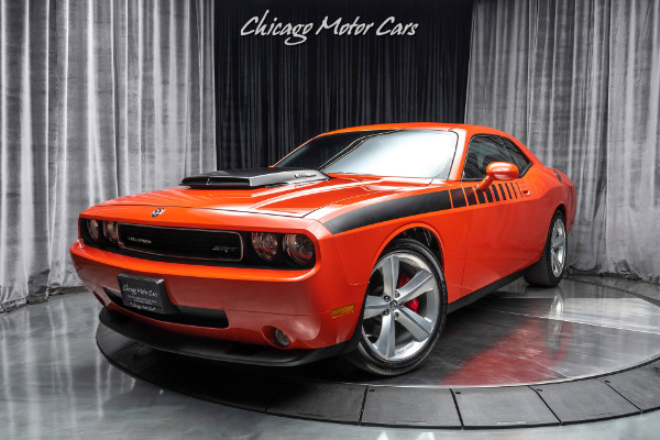 Used 2010 Dodge Challenger SRT-8 Coupe 6-Speed Manual! EXCELLENT CONDITION THROUGHOUT! for sale Sold at Chicago Motor Cars in West Chicago IL 60185 2