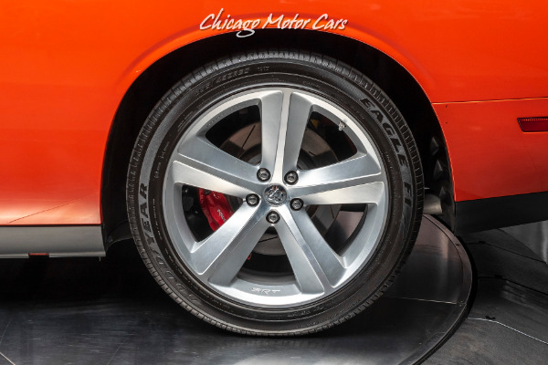 Used-2010-Dodge-Challenger-SRT-8-Coupe-6-Speed-Manual-EXCELLENT-CONDITION-THROUGHOUT