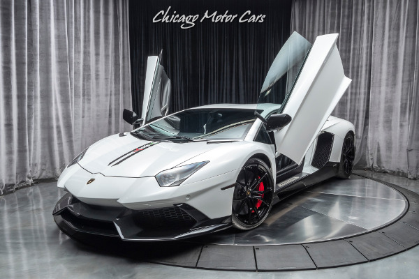 Used 2012 Lamborghini Aventador LP 700-4 for sale Sold at Chicago Motor Cars in West Chicago IL 60185 3