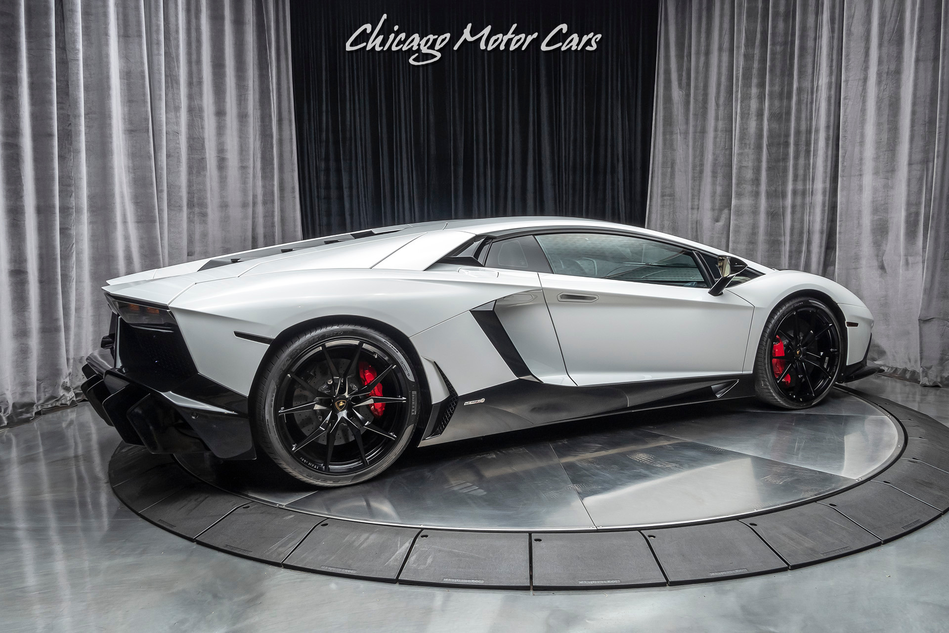 Used-2012-Lamborghini-Aventador-LP-700-4