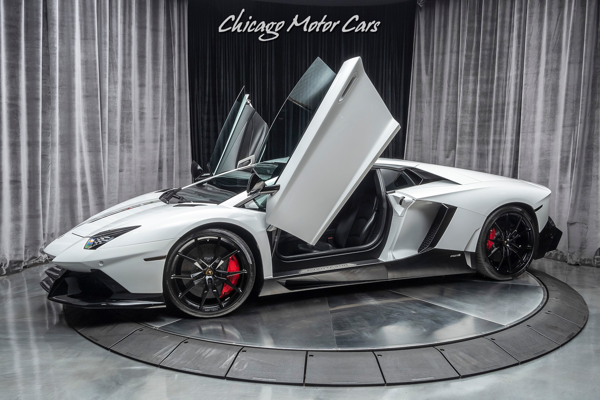 Used-2012-Lamborghini-Aventador-LP-700-4