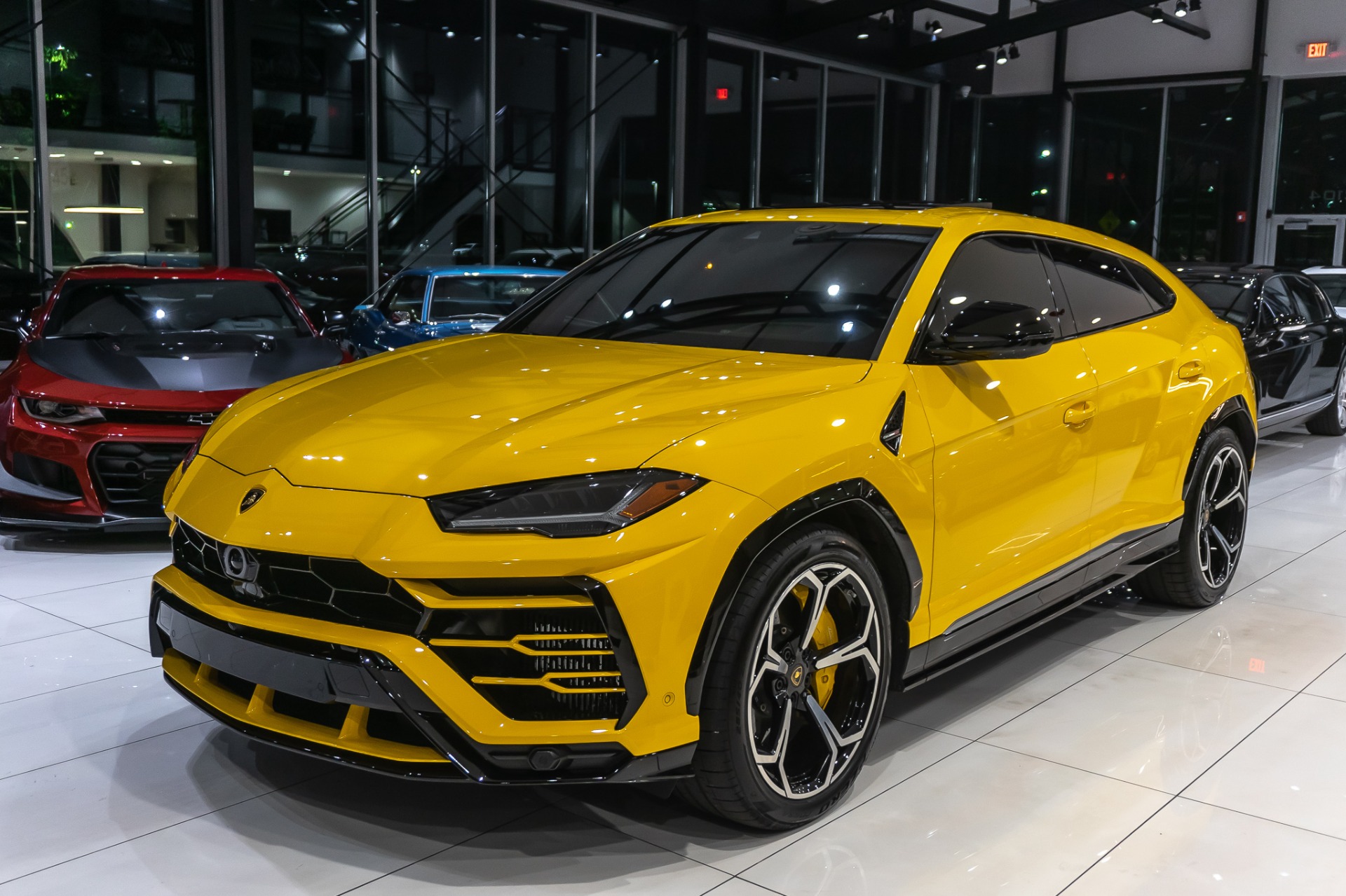 Used-2019-Lamborghini-Urus-SUV-FULL-ADAS-PACKAGE--CUSTOM-EXHAUST