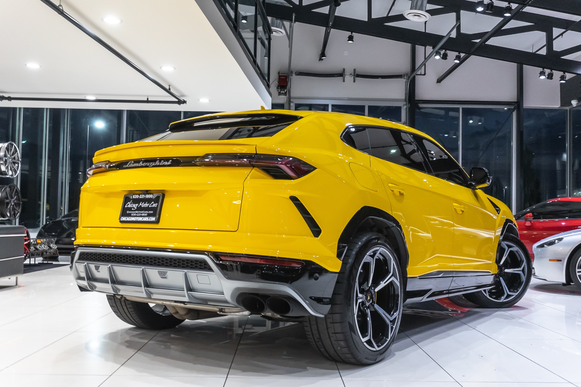 Used-2019-Lamborghini-Urus-SUV-FULL-ADAS-PACKAGE--CUSTOM-EXHAUST