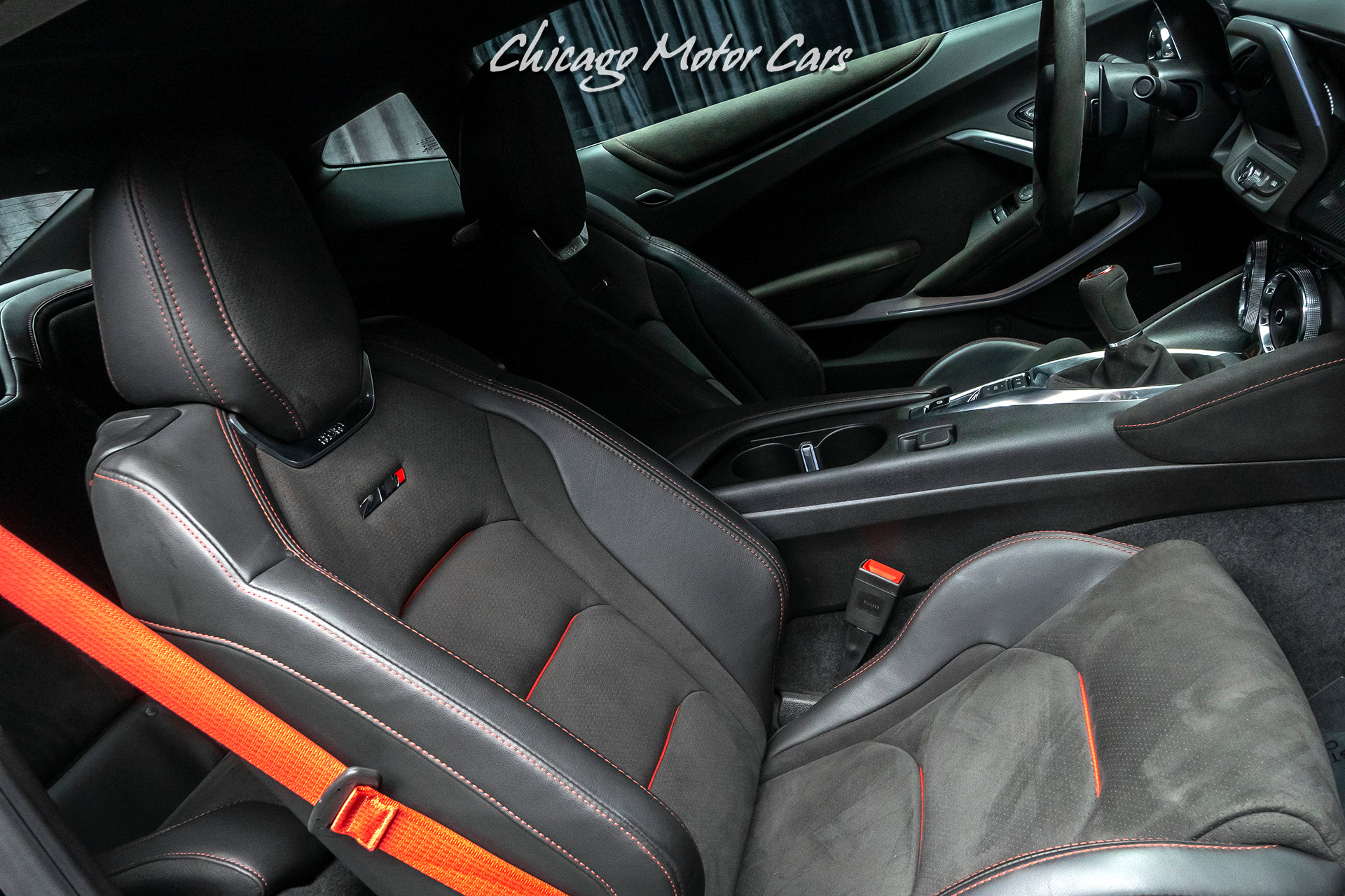 Used-2019-Chevrolet-Camaro-ZL1-1LE-MANUAL-Carbon-Fiber-Interior-Pkg