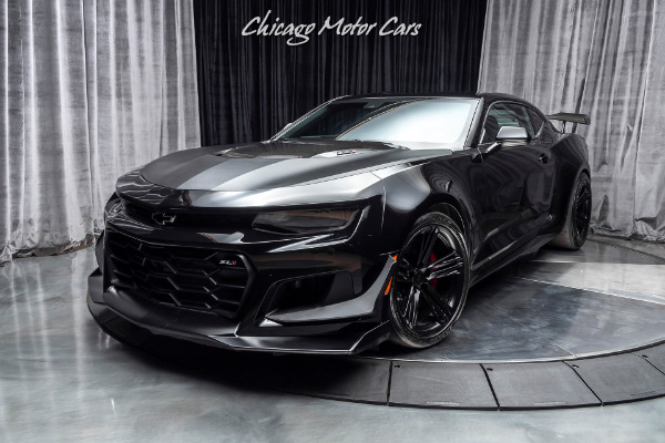 Used 2019 Chevrolet Camaro ZL1 1LE MANUAL! Carbon Fiber Interior Pkg! for sale Sold at Chicago Motor Cars in West Chicago IL 60185 2