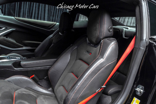 Used-2019-Chevrolet-Camaro-ZL1-1LE-MANUAL-Carbon-Fiber-Interior-Pkg