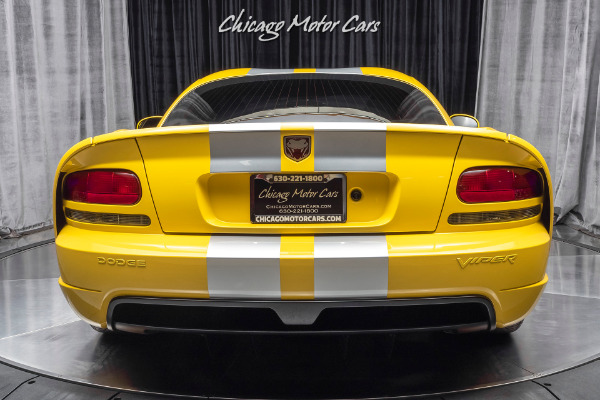 Used-2006-Dodge-Viper-SRT-10-1-of-2-YellowSilver-Stripe-Viper-Produced-Upgrades