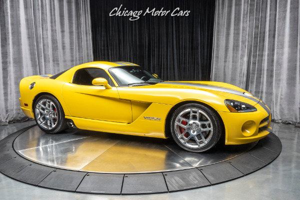 Used 2006 Dodge Viper SRT-10 1 of 2 Yellow/Silver Stripe Viper Produced! Upgrades! for sale Sold at Chicago Motor Cars in West Chicago IL 60185 6