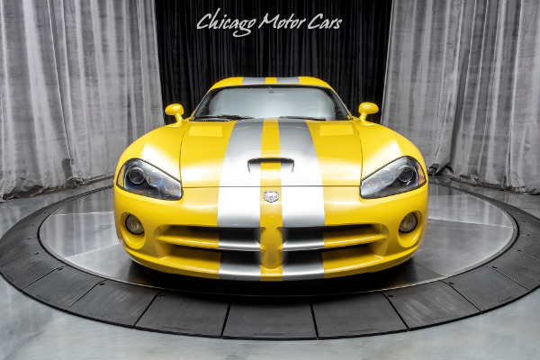 Used-2006-Dodge-Viper-SRT-10-1-of-2-YellowSilver-Stripe-Viper-Produced-Upgrades