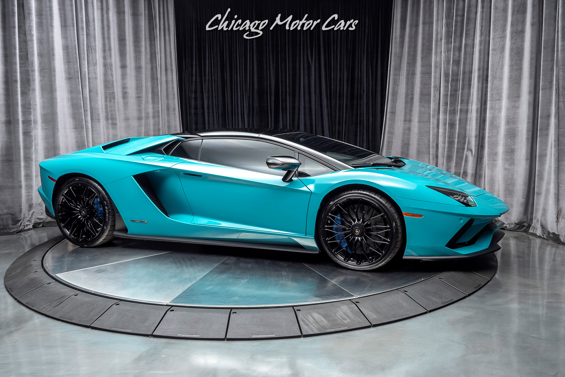 Used-2019-Lamborghini-Aventador-S-LP740-4-S-Roadster-Entire-Body-PPF-Perfect-Serviced-LOADED-Rare-Color