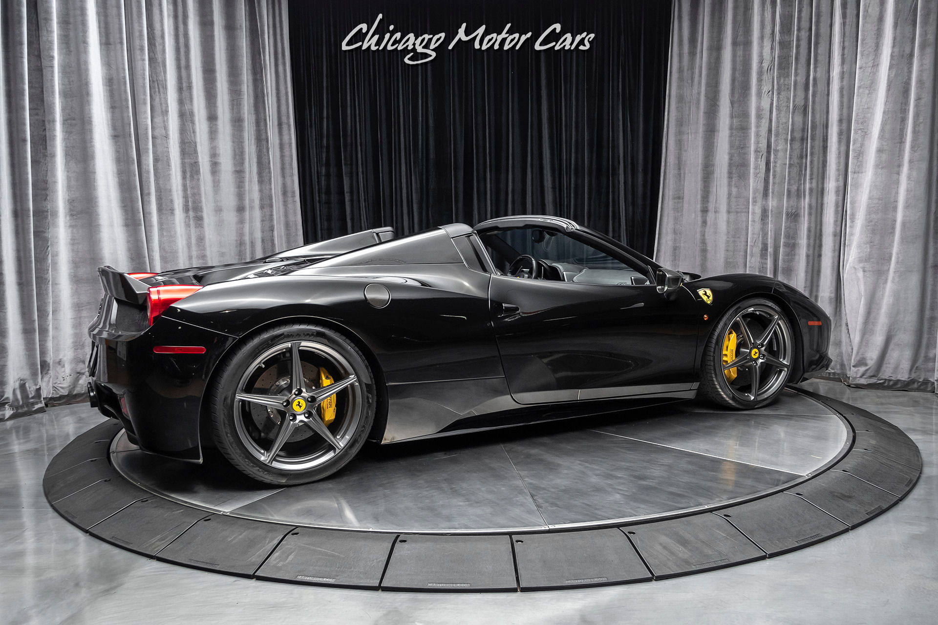 Used-2013-Ferrari-458-Spider-Convertible-Carbon-Fiber-Everywhere-HARD-LOADED