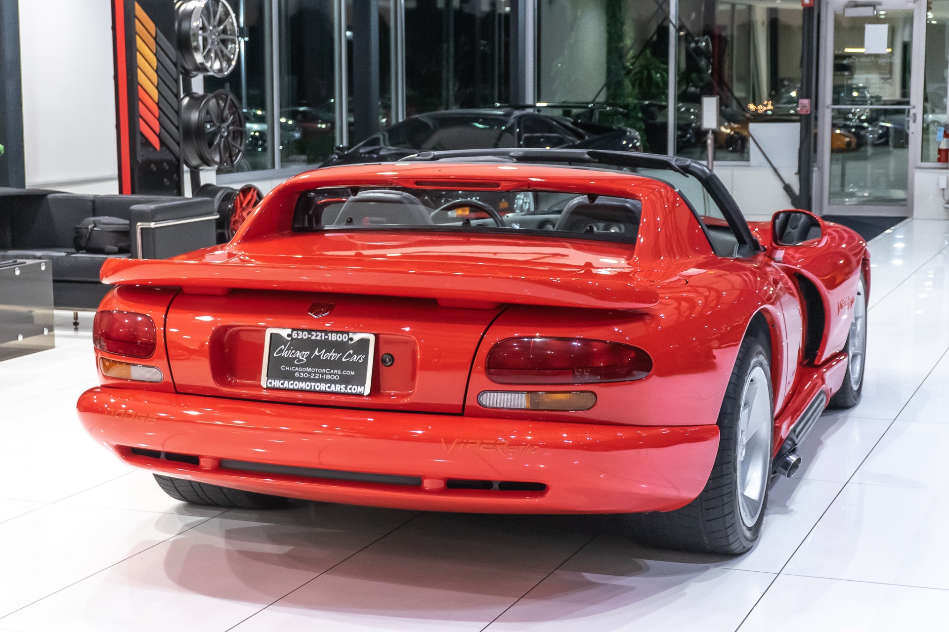 Used-1994-Dodge-Viper-RT10-SOFT-TOP-AND-WINDOW-INSERTS-INCLUDED-16K-MILES