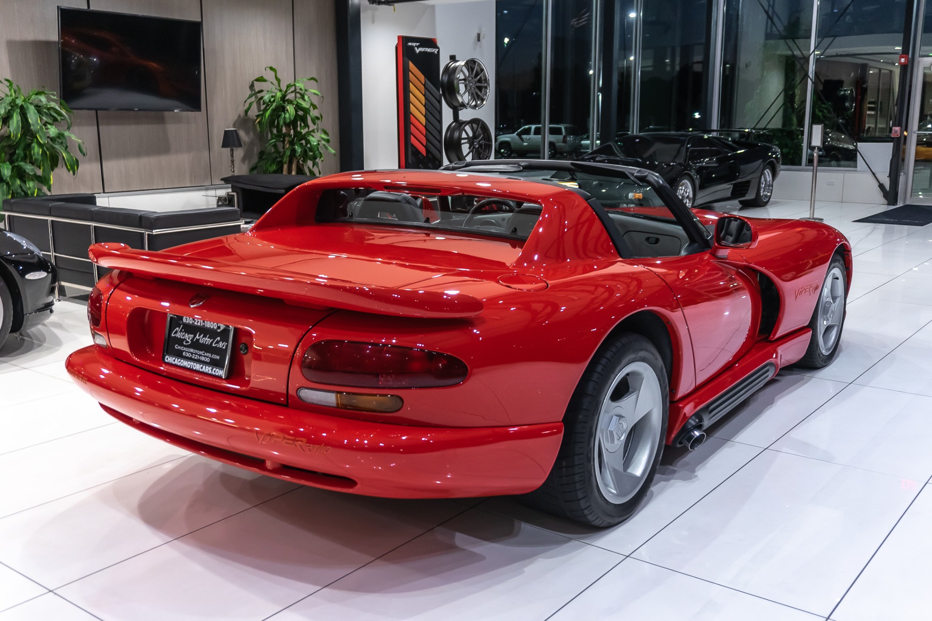 Used-1994-Dodge-Viper-RT10-SOFT-TOP-AND-WINDOW-INSERTS-INCLUDED-16K-MILES