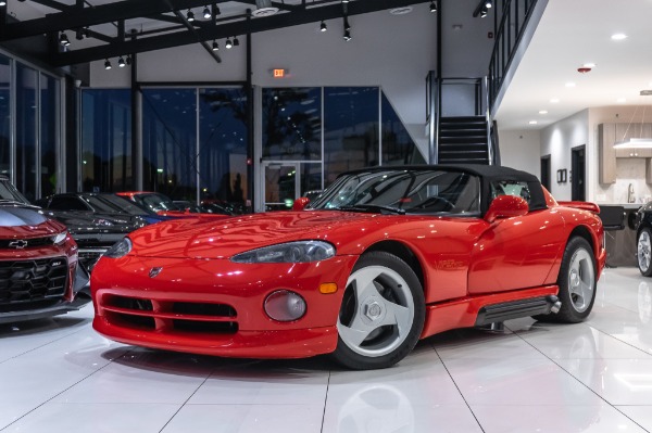 Used-1994-Dodge-Viper-RT10-SOFT-TOP-AND-WINDOW-INSERTS-INCLUDED-16K-MILES