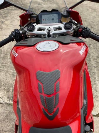 Used 2018 Ducati Panigale V4 AKRAPOVIC EXHAUST - ONLY 2K MILES! for sale Sold at Chicago Motor Cars in West Chicago IL 60185 5