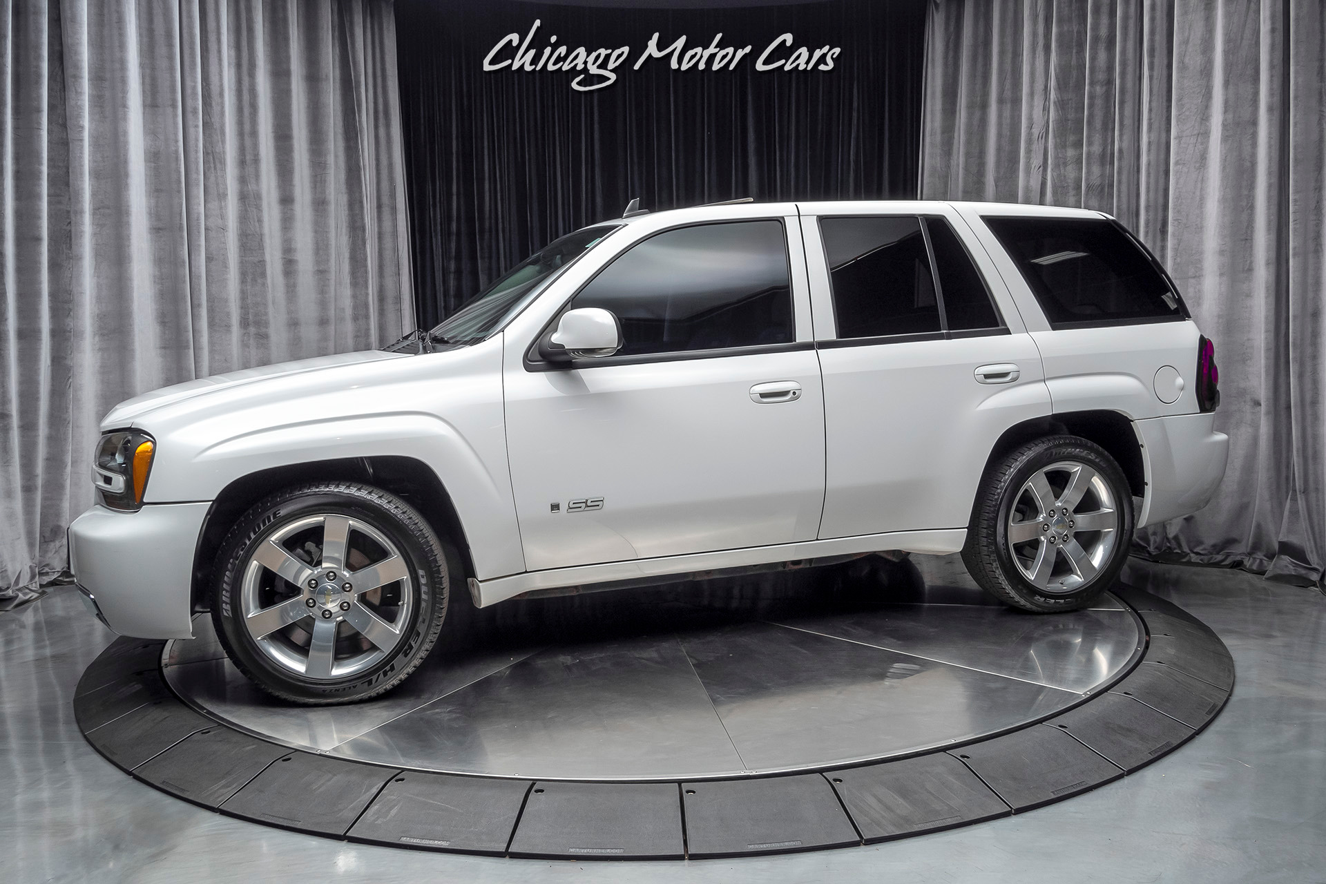 Used 2007 Chevrolet TrailBlazer SS for sale Sold at Chicago Motor Cars in West Chicago IL 60185 1