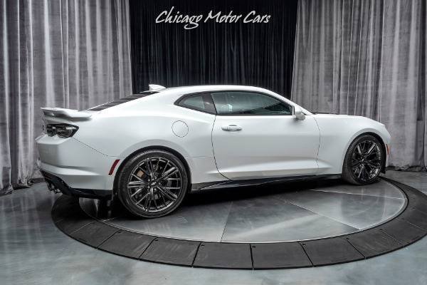 Used 2019 Chevrolet Camaro ZL1 Coupe - PERFORMANCE & DATA VIDEO RECORDER! 10-SPEED AUTOMATIC! for sale Sold at Chicago Motor Cars in West Chicago IL 60185 6