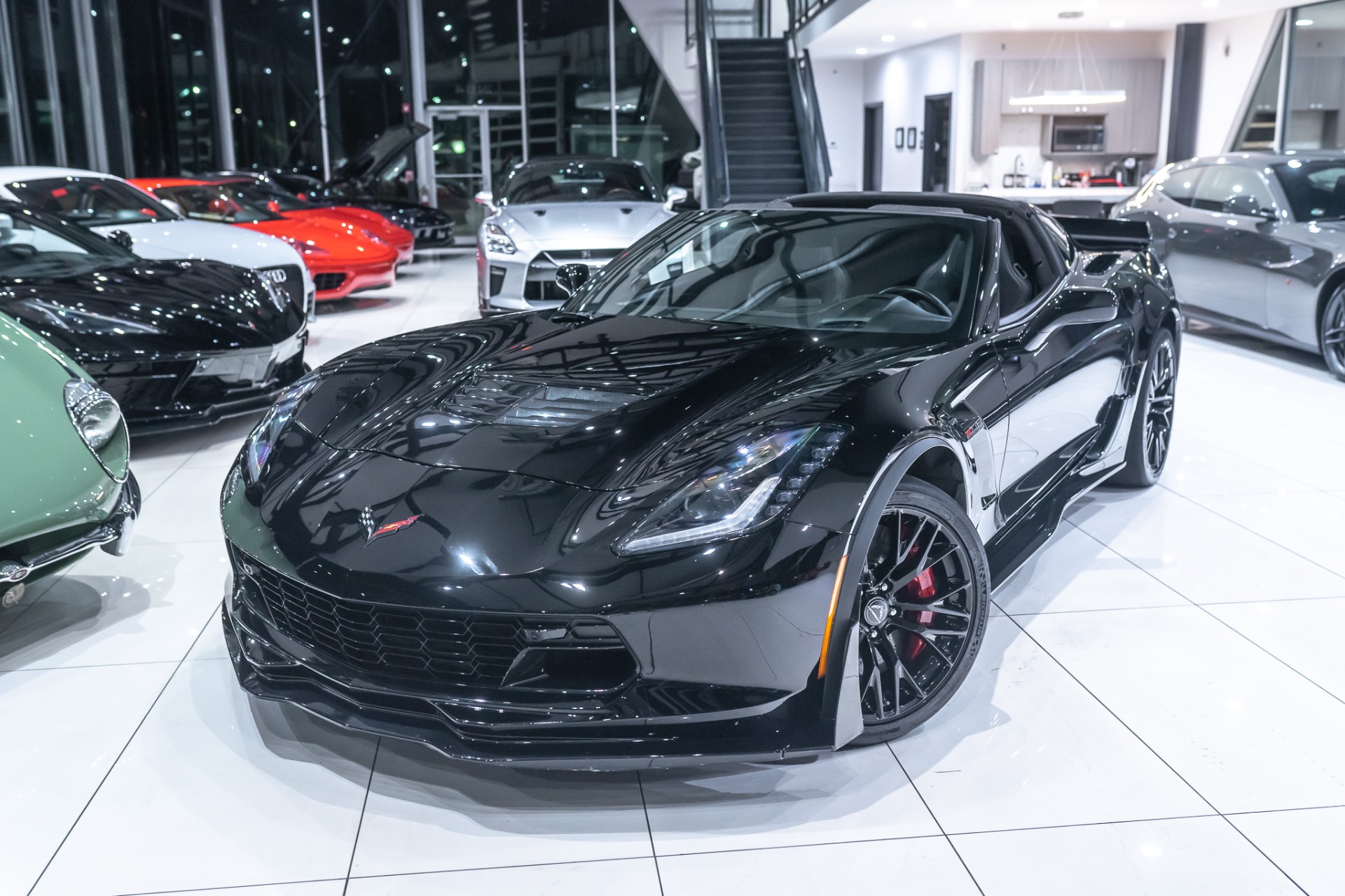 Used-2016-Chevrolet-Corvette-Z06-3LZ-Coupe---Z07-PERFORMANCE-PKG-CARBON-FLASH-GROUND-EFFECTS