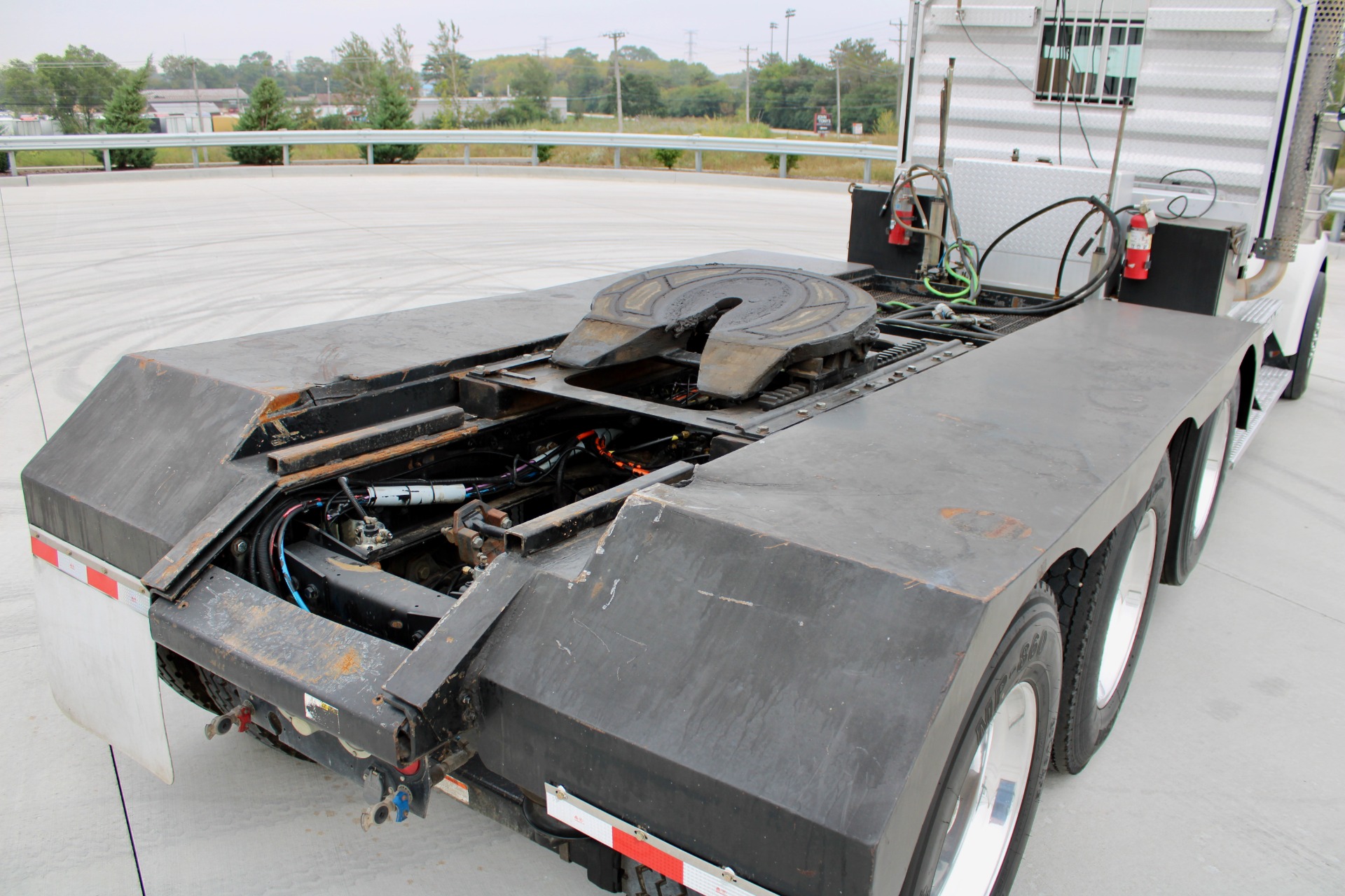 Used-2010-Kenworth-W900-Tri-Axle-Heavy-Haul-Day-Cab---Cummins-ISX-485HP