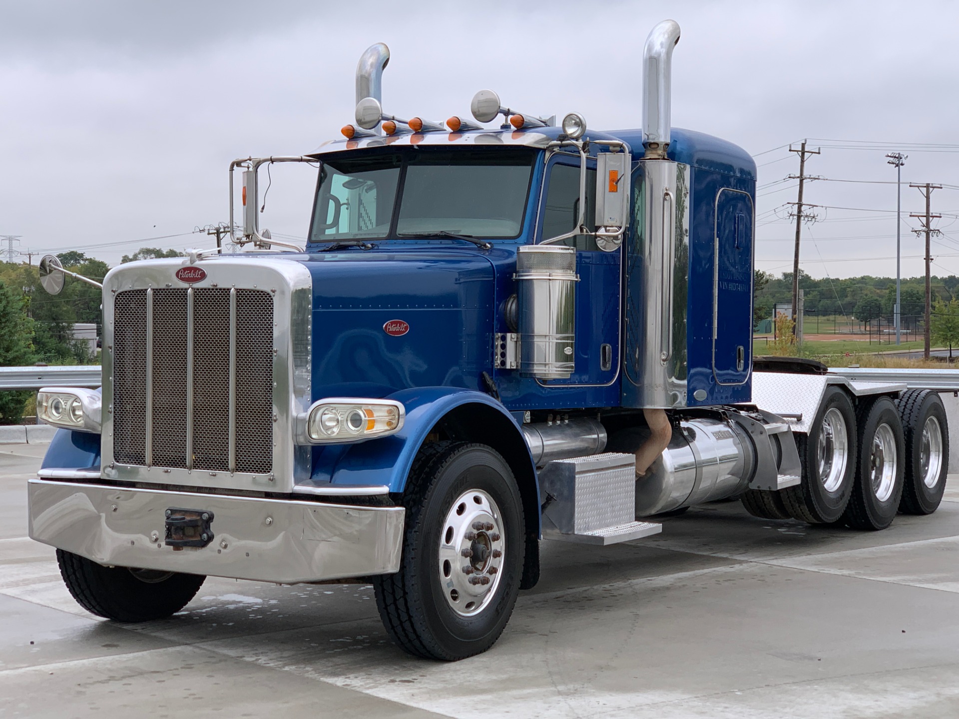 Used-2008-Peterbilt-388-Sleeper-Tri-Axle-Heavy-Haul-CAT-C15