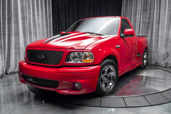 Used 2000 Ford F-150 SVT Lightning Supercharged -ONLY 31K MILES!- THOUSANDS IN UPGRADES! for sale Sold at Chicago Motor Cars in West Chicago IL 60185 2