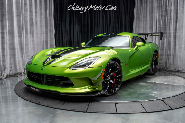 Used 2017 Dodge Viper ACR Extreme Aero SNAKESKIN Edition Pkg! Only 86 Miles! Collector Quality for sale Sold at Chicago Motor Cars in West Chicago IL 60185 2