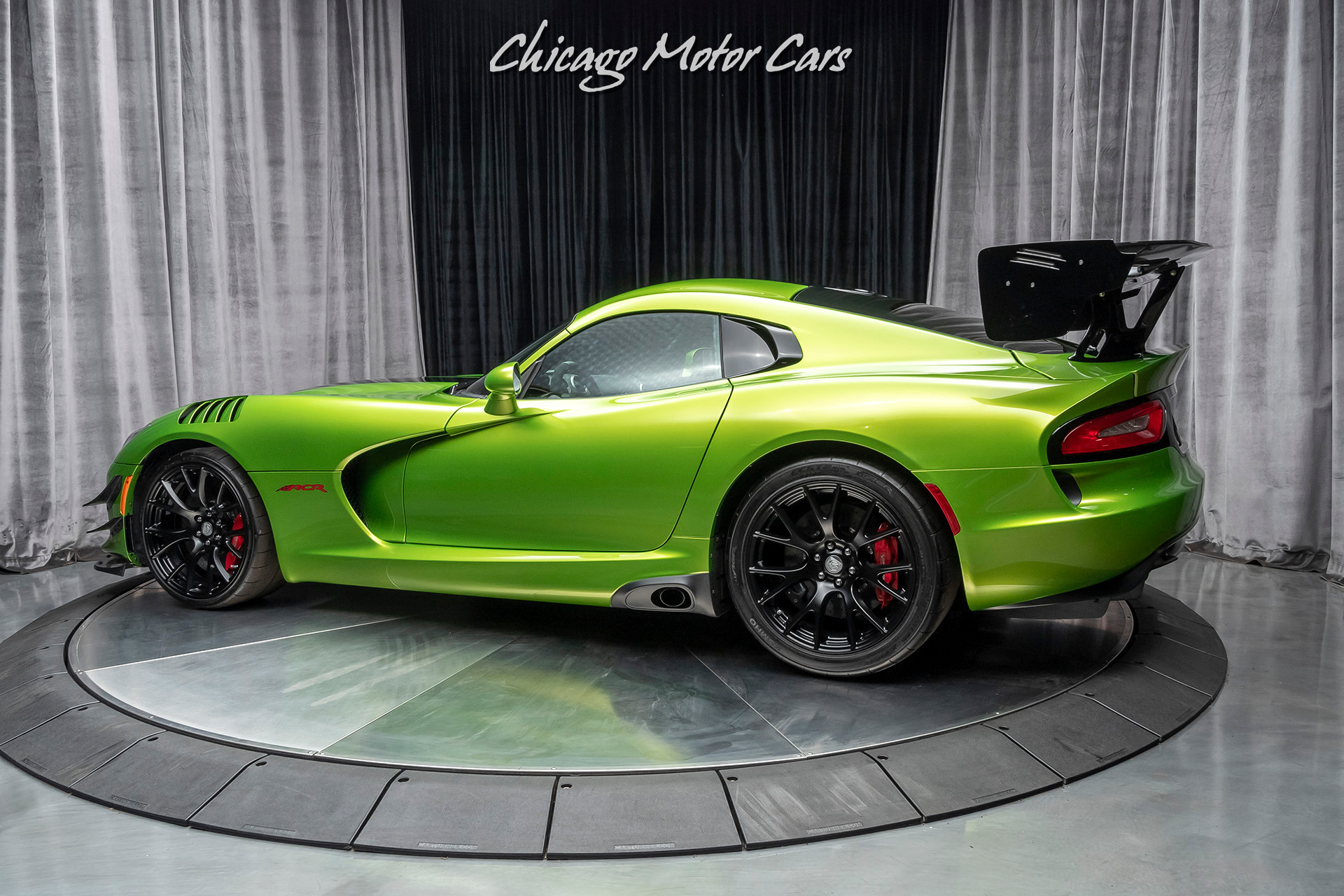 Used-2017-Dodge-Viper-ACR-Extreme-Aero-SNAKESKIN-Edition-Pkg-Only-86-Miles-Collector-Quality