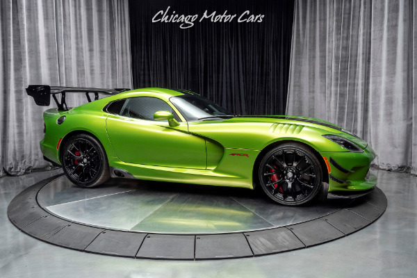 Used 2017 Dodge Viper ACR Extreme Aero SNAKESKIN Edition Pkg! Only 86 Miles! Collector Quality for sale Sold at Chicago Motor Cars in West Chicago IL 60185 6