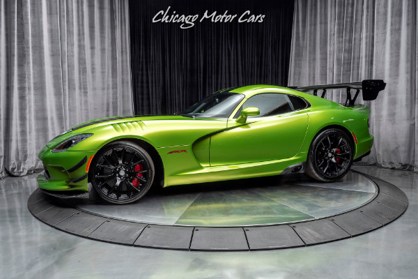 Used 2017 Dodge Viper ACR Extreme Aero SNAKESKIN Edition Pkg! Only 86 Miles! Collector Quality for sale Sold at Chicago Motor Cars in West Chicago IL 60185 1