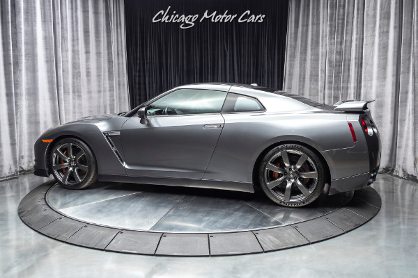 Used 2009 Nissan GT-R Premium Coupe 650 HORSEPOWER! $25K+ IN UPGRADES! for sale Sold at Chicago Motor Cars in West Chicago IL 60185 3