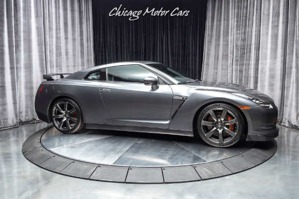 Used 2009 Nissan GT-R Premium Coupe 650 HORSEPOWER! $25K+ IN UPGRADES! for sale Sold at Chicago Motor Cars in West Chicago IL 60185 6