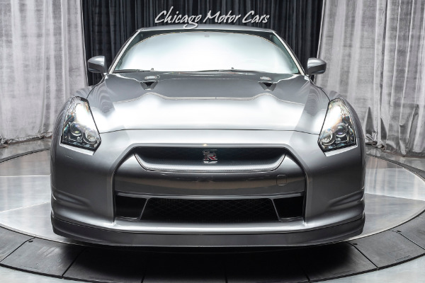 Used-2009-Nissan-GT-R-Premium-Coupe-650-HORSEPOWER-25K-IN-UPGRADES