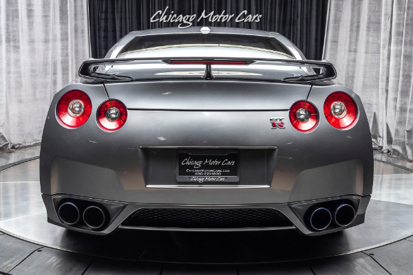 Used-2009-Nissan-GT-R-Premium-Coupe-650-HORSEPOWER-25K-IN-UPGRADES